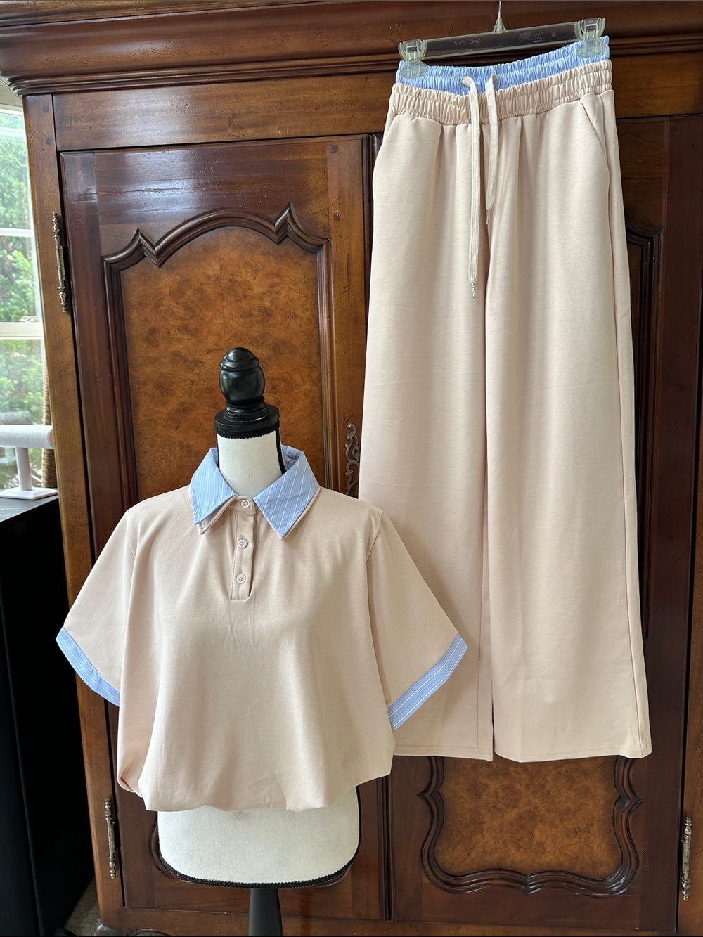 TEN/22 Two-Piece Polo & Wide Leg Pant Set